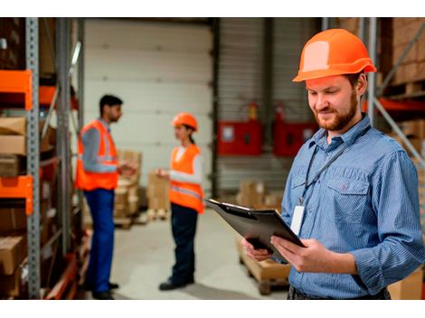 Especializada em Segurança no Trabalho